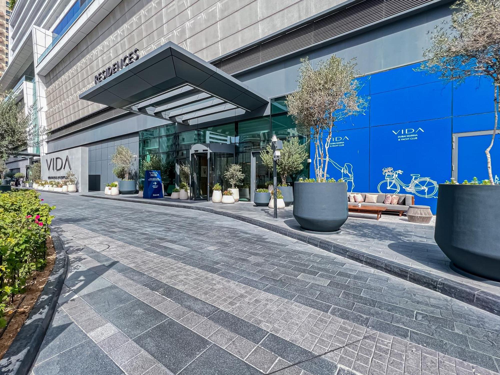 Modern 2Br High Floor Haven In Vida Dubai Marina Apartment ภายนอก รูปภาพ